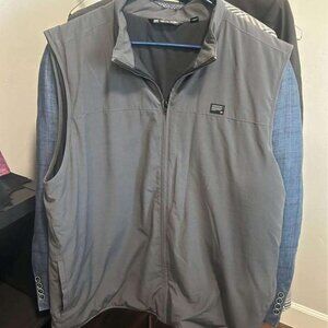 Men’s size XXL Travis Mathew Wanderlust Gray zip up Vest